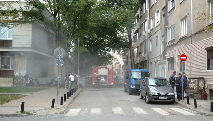 Трафопост до Изчислителния център е отворен от екипи на пожарната