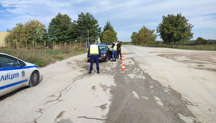При акцията е разкрита взломна кражба, извършена от непълнолетни. Разследват