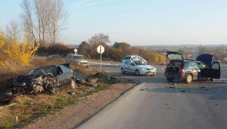 Държавните и общинските служители ще дават пример на пътя. Задължително