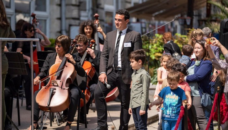 Главният диригент на Държавна опера - Русе Димитър Косев отново