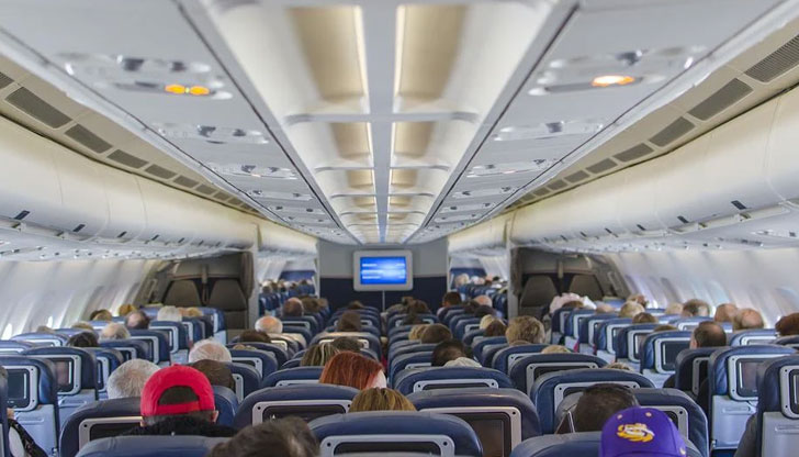 Най-безопасна е опашната част на самолетаПътуването със самолет предизвиква безпокойство у