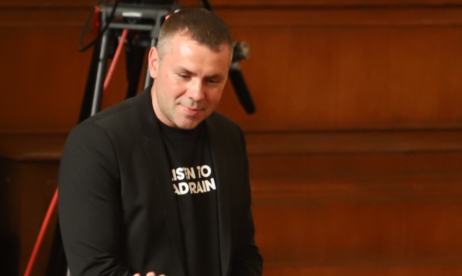 Празното говорене, атаки, да нападаш на лична основа не е