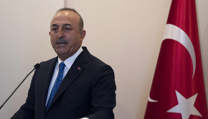 Турция е една от малкото страни, които продължават диалога с