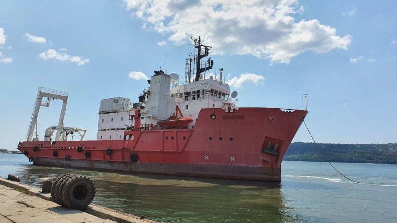 Той ще отплава от Варна за Антарктида в първата седмица
