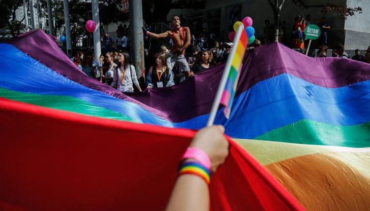 Властите в Сърбия забраниха парада 4 дни преди началотоВластите в