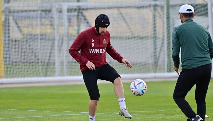 Отборът на Ботев (Пловдив) поднови тренировки след тридневна почивка, която