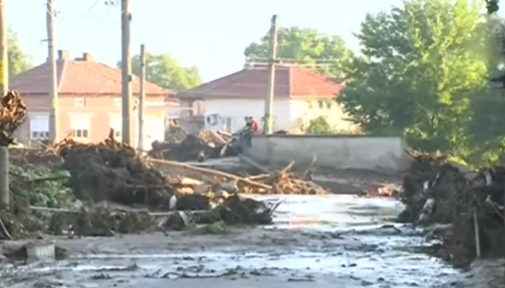 Безсънна нощ за жителите на село Каравелово.36 души са били