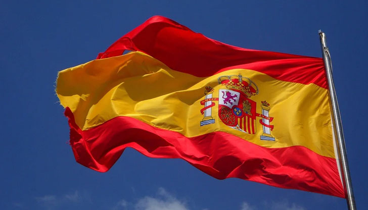 Извънредният закон влиза в сила за две годиниИспанското правителство ще въведе