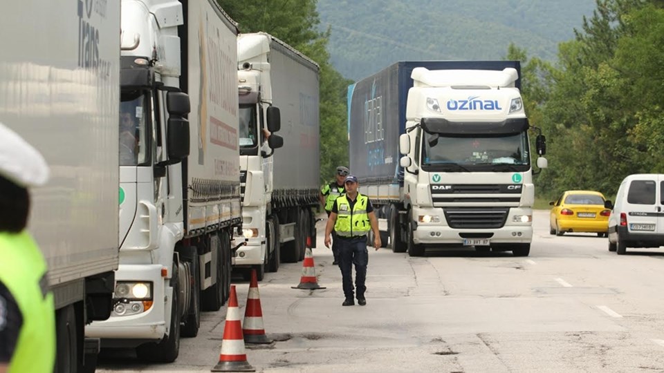 Ще се промени и работното време на служителите на ДАИКАТ