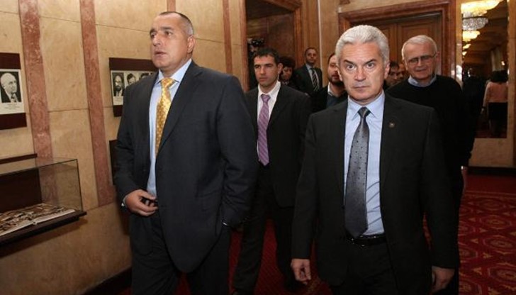 Целта на делата за клевета между партийните лидери не е