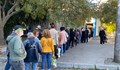 Опашки за карти за автобус се вият във Варна