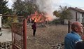 Пожар гори във вилната зона на руенското село Шиварово