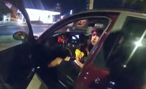 Полицай простреля тийнейджър докато се храни на паркинг в САЩ