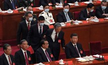 Изгониха Ху Цзинтао от подиума на конгреса на Китайската комунистическа партия