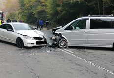 Ударили са се кола и турски бусТрима човека са пострадали