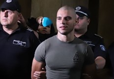 18 годишният Васил Михайлов е обвинен в три престъпленияСофийският градски съд