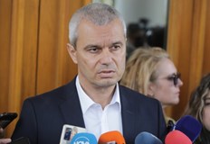 Костадин Костадинов предложи ако ще има такава агония по добре да
