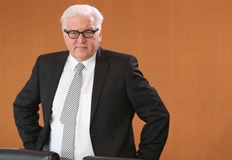 Това е първото посещение на Франк Валтер Щайнмайер в страната след нахлуването на