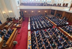 Народните представители ще изслушат финансовия министър за бюджетаПърво извънредно заседание
