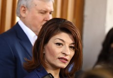 Трябва да направим нашето решение днес то трябва да е