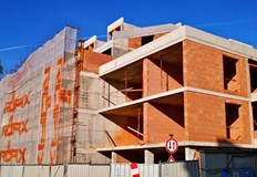 Цените на жилищата в ЕС растат с 48 процента между