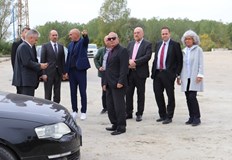 Областният управител Анатоли Станев отбеляза че вече няколко пъти има забавяне