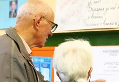 Изборният ден продължава до 20 00 ч Избирателната активност към 13 00 ч 17 6