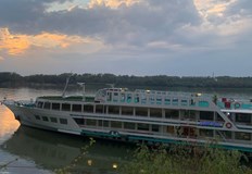 Корабът София се мести в НидерландияРесторант CRAZY FISH на кораб