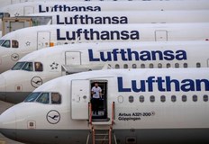 Тялото е било открито от работници след като пътниците вече