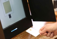 До вота се стигна след като през месец май тази