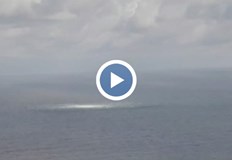 Само от единия пробив в тръбите под Балтийско море изтича