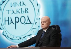 Благодаря ви най искрено за най ценния подарък който ни направихтеУважаеми приятели