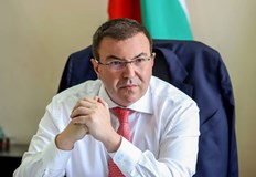 От Продължаваме Промяната не искат да има работещ парламент и