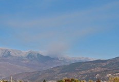 Огънят е в гори собственост на Рилската света обител но