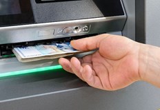 Нова есенна вълна на повишение на комисионите предприемат повечето големи