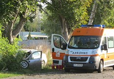 22 годишният мъж е изпуснал завой и се е забил в