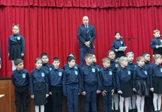 Начало на събитието даде тържественото внасяне на знамето на Детското полицейско