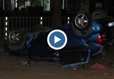 Автомобилът се е обърнал по таван и 22 годишната пътничка е