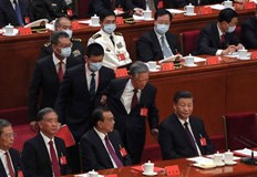 Необичайната случка стана малко преди делегатите на конгреса да гласуват