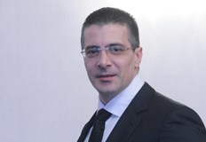 Светлин Танчев смята че политиците са се научили да изследват