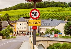 Германски евродепутати отправиха остри критики към България и Румъния заради