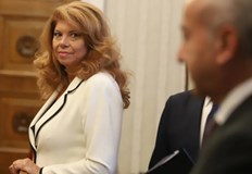 Според нея партиите не мислят за кабинет а за предизборната