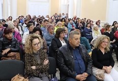 Писателката представи новия си роман Пасиансът на архангелите вдъхновен от истинска