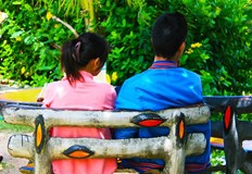 Дразни ни но го търпим и чак когато съвсем се развали