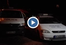 Екипи на полицията го издирватНяма заложническа криза в жилище във вилната