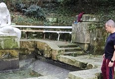 Днес се върнах към детски спомен на едно символно за