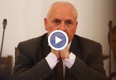 Отказах се от охраната си на 30 август добави уволненият