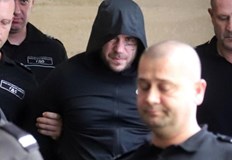 Обвинението се опитва да въздейства на служителите на МВР чрез досъдебни