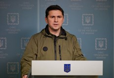 Според Михайло Подоляк по всичко личи че взривилият се камион се