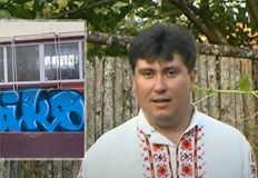 Кадрите са от училищния салон на училище Васил Левски Час по